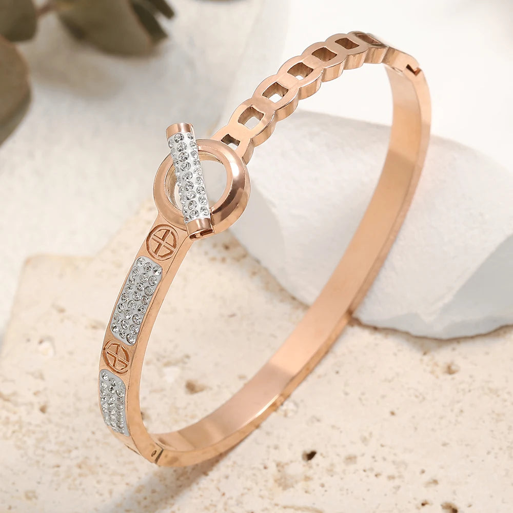 Belt Bangle